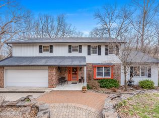 1038 Roseridge Cir, Jefferson City, MO 65101