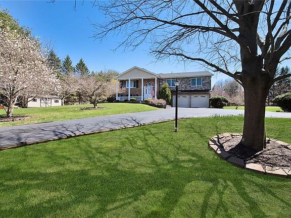 2nd image of 6 Bradner Dr