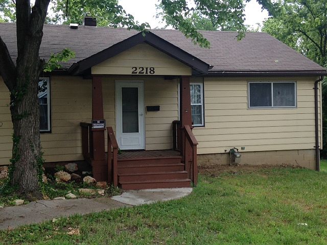 1st image of 2218 Gaebler Ave