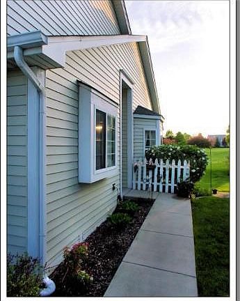2nd image of 343 Normandie Dr