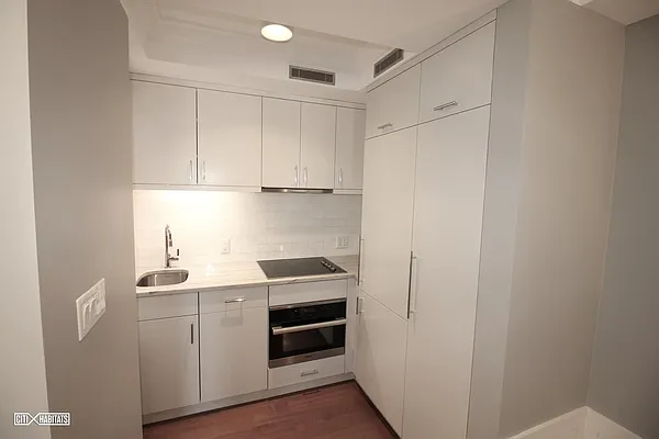 Rented by Citi Habitats | media 77