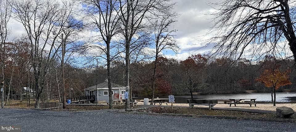 2nd image of Lake Dr