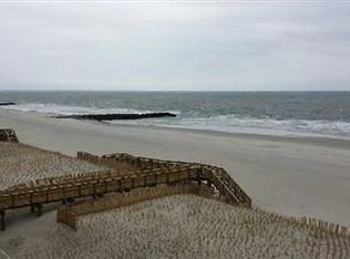 600 Shore Rd APT 4E, Long Beach, NY 11561