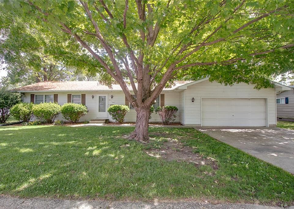1st image of 503 Harrington St