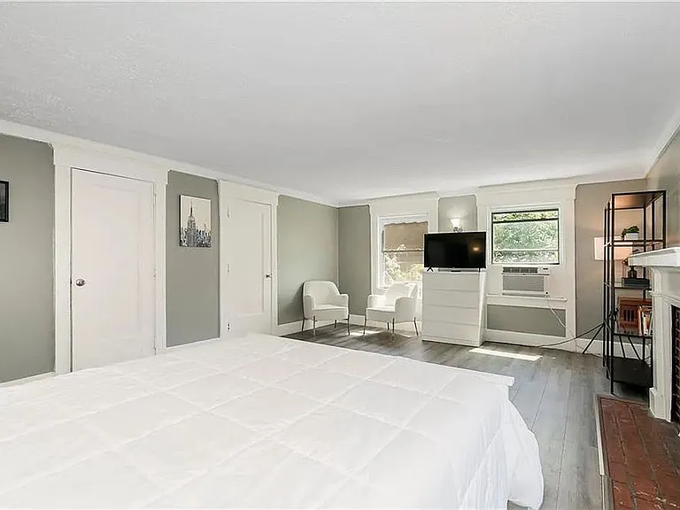 4625 Harrison St #TOPFLOOR — Photo 4