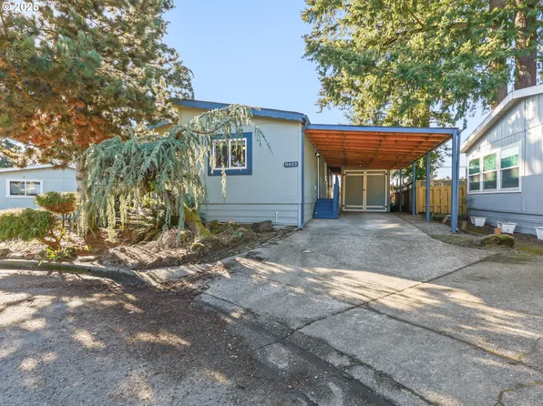 8423 SE Hanna Ct #5, Clackamas, OR 97015