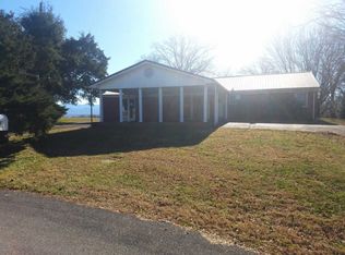 52 Crest Dr, Greeneville, TN 37745