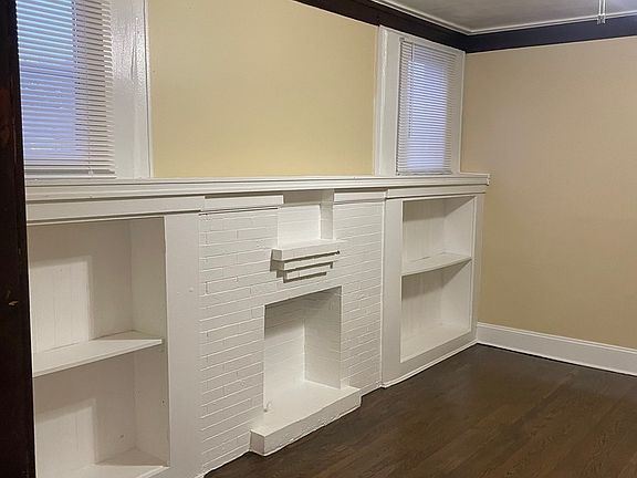 3rd image of 1809 W Garfield Blvd #3