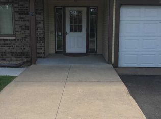 30 94th Cir NW APT 202, Minneapolis, MN 55448