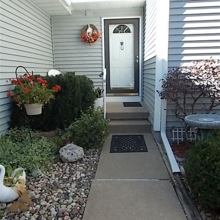 1st image of 3138 Willowwood Dr