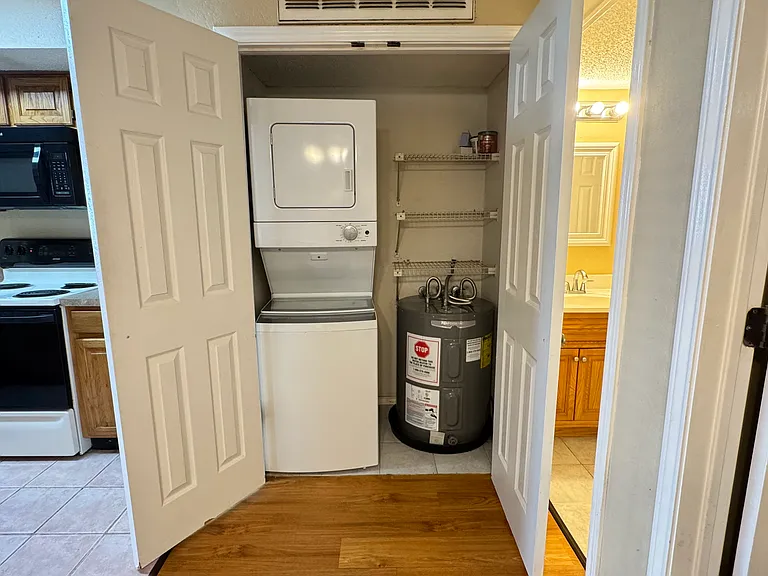 2311 Balsam Dr #H105 — Photo 11