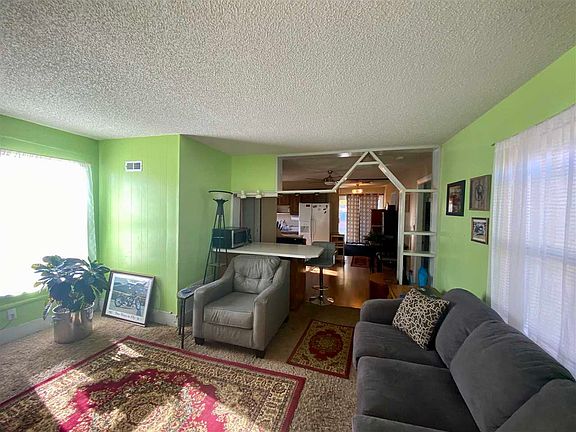 3rd image of 713 Johnson Ave