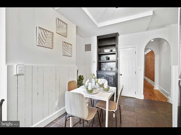 1640 S Charles St — Photo 14