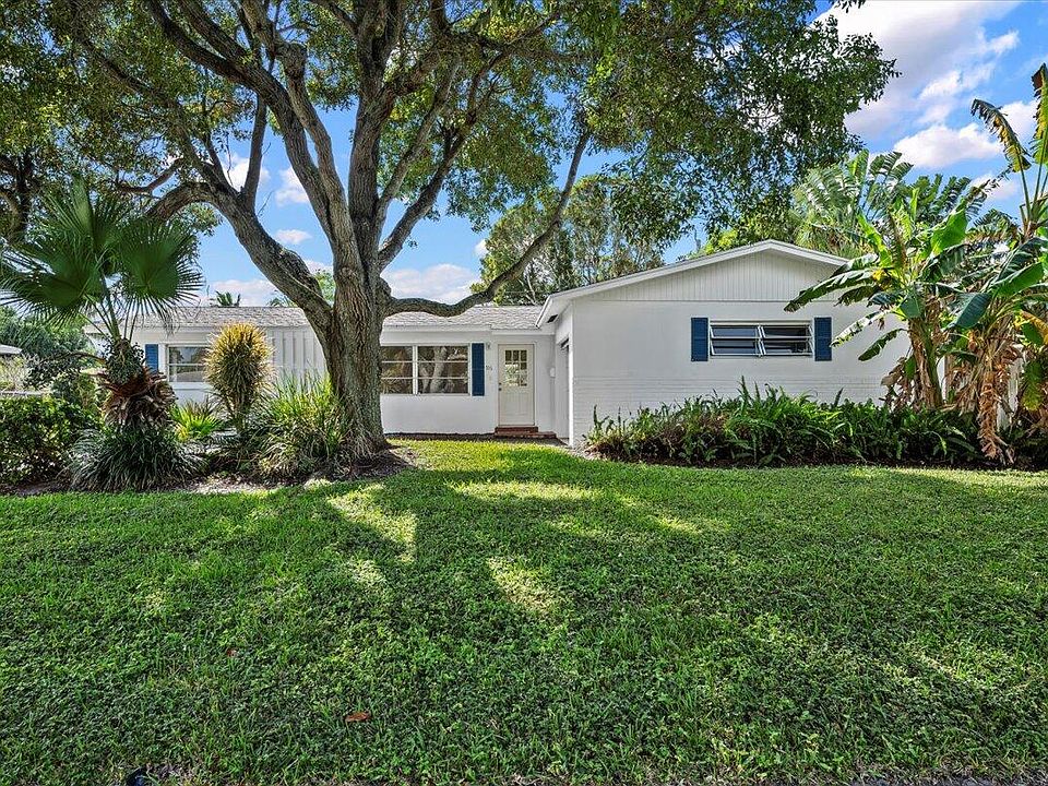 1st image of 516 Sabal Palm Drive
