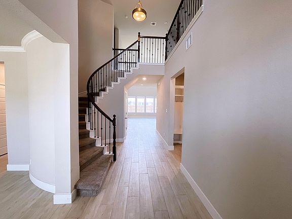 2nd image of 2426 Santiago Way
