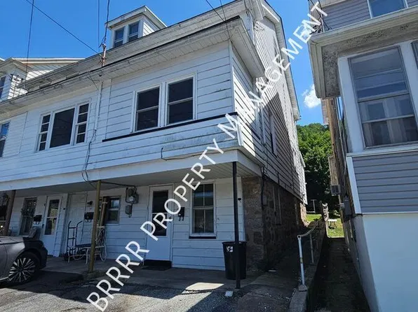 111 W Ridge St, Nesquehoning, PA 18240