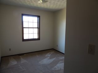 110 McGrew Dr #110, Elkview, WV 25071