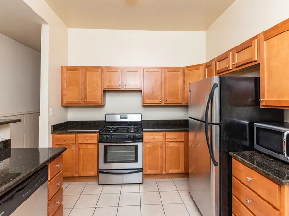 2739 N Hampden Ct #3N, Chicago, IL 60614