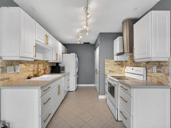 3426 Theo Way, West Palm Beach, FL 33417