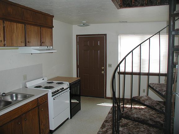 4th image of 805 N Duncan St #C