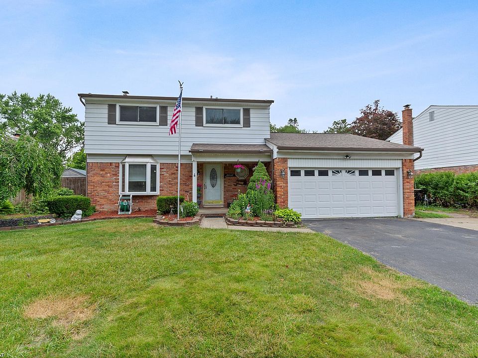 1st image of 8847 Riverland Dr