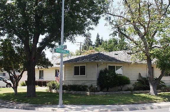 View of the house from the corner