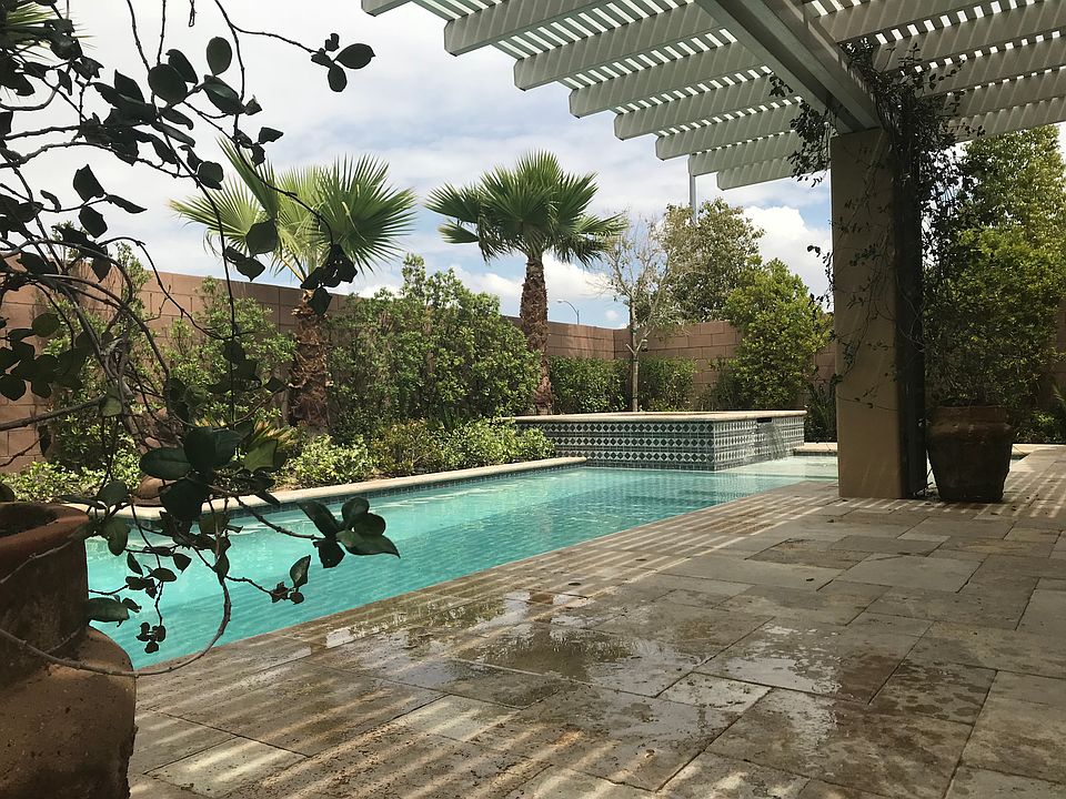 1st image of 176 Lotus Vale Ave