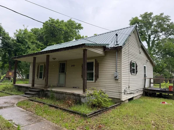 2102 Campbell Rd, Millington, TN 38053