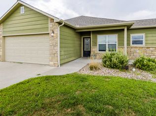 520 Northfield Rd, Manhattan, KS 66502