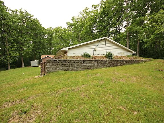 3rd image of 5450 Chris Dr