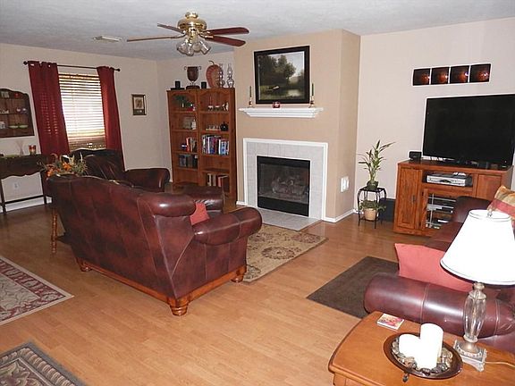 Wonderful Gas Log Fireplace Centers the Living Space