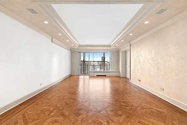 Sold by Compass | media 3