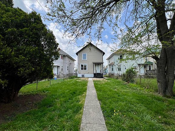 5th image of 246 S Terrace Ave