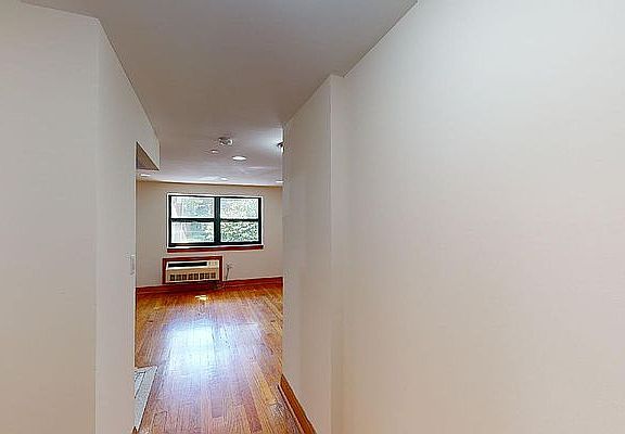 3rd image of 135-23 82nd Ave #2AA