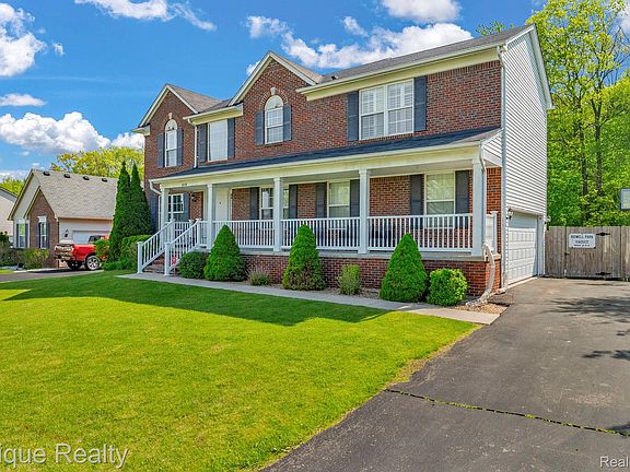 5th image of 8239 Loon Ln