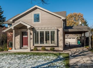 2040 Central Ave, Wilmette, IL