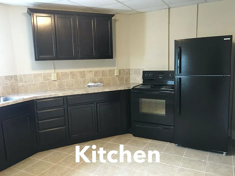 417 N Walnut St — Photo 8