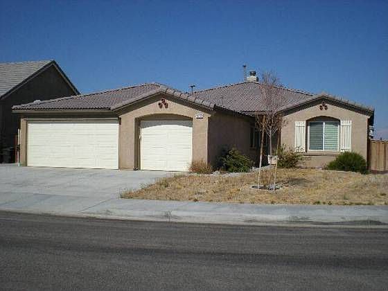 1st image of 11072 Continental Ct