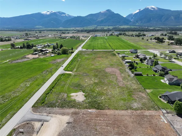 420 Ambrose Creek Rd, Stevensville, MT 59870