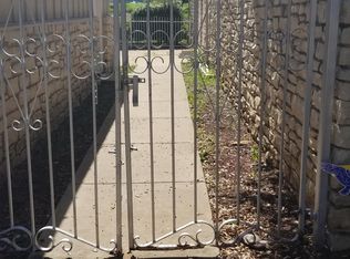 2 Lambert Ct #102, Granbury, TX 76048