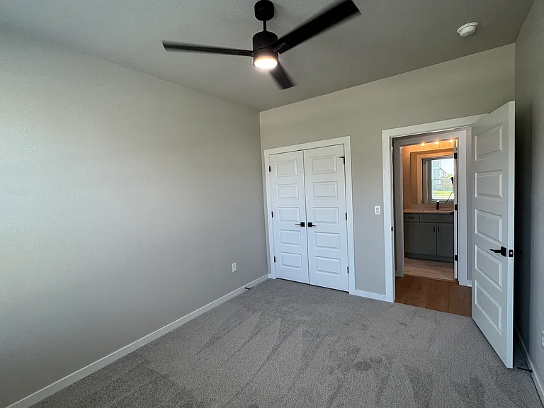 5910 SW Desert Ave — Photo 19