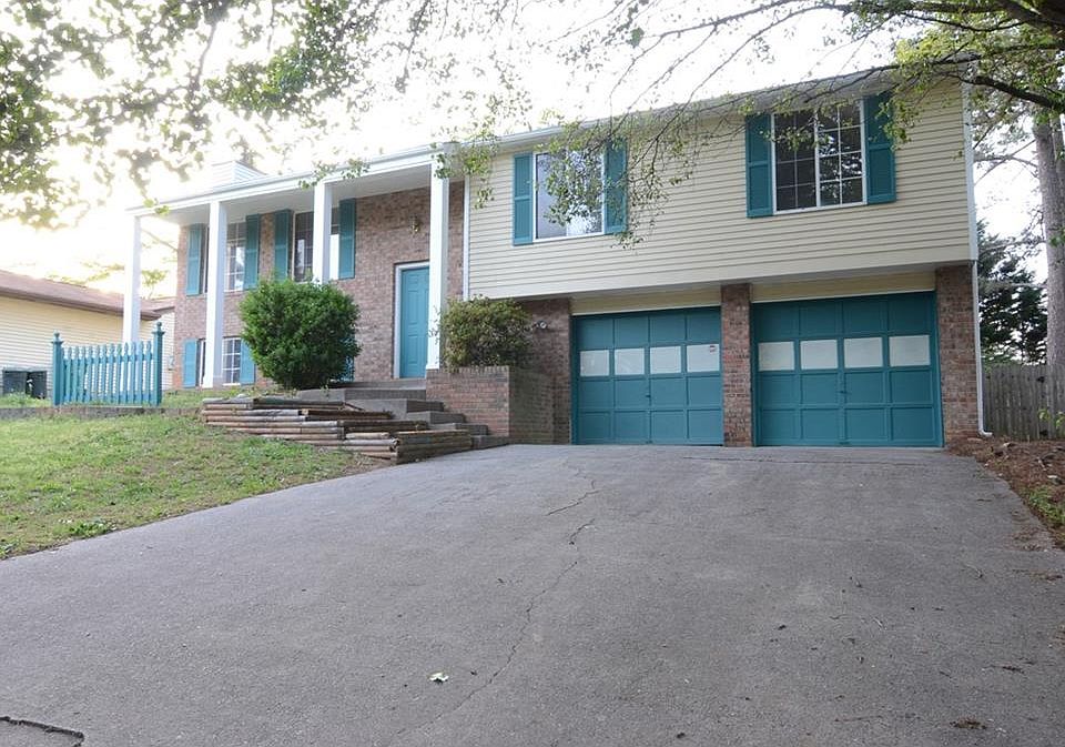 1st image of 4477 Hopkins Lake Dr