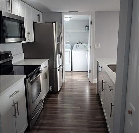 4th image of 5879 Dewberry Way