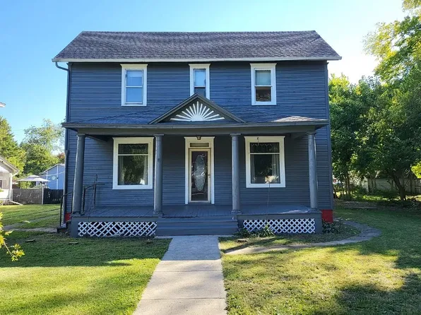 105 E 6th St, Hammond, IL 61929