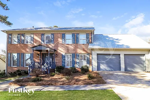 1079 Lakeview Rd Photo 1