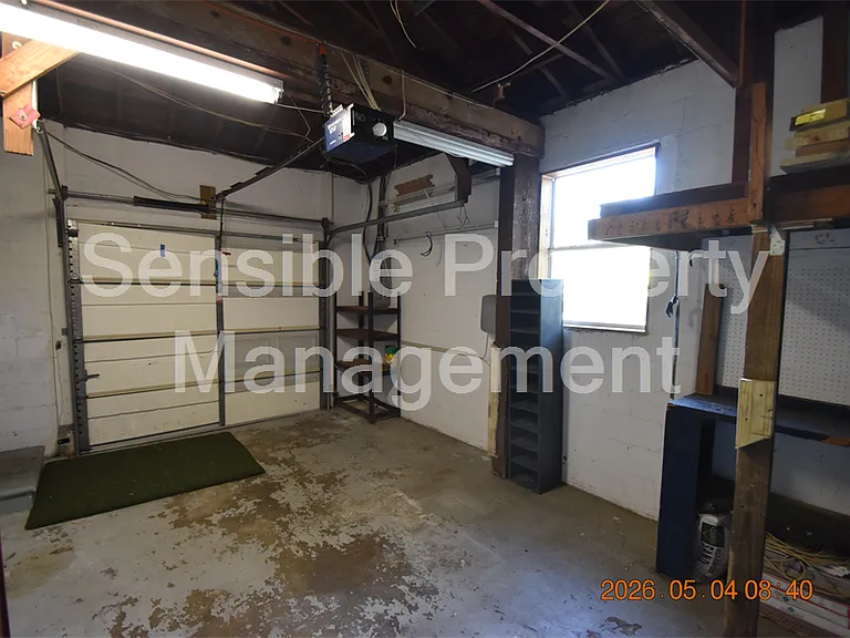 2801 Sanders Dr — Photo 32