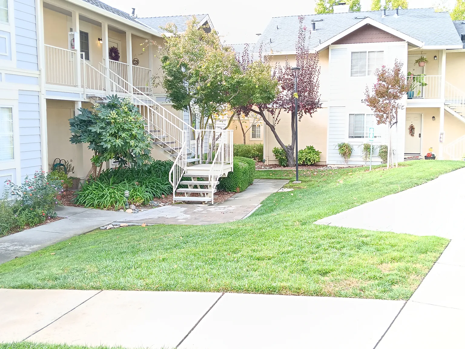 Brentwood Apartments — Photo 4