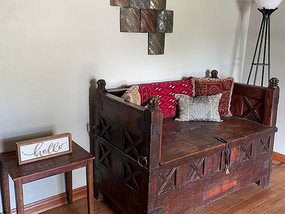 4th image of 709 N Kansas Ave #430