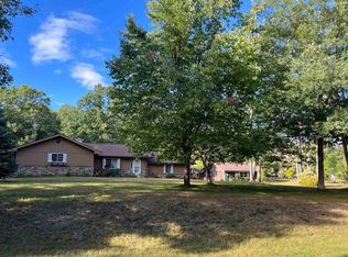 W2636 58th St, Lyndon Station, WI 53944