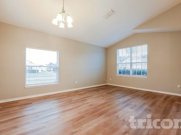 5th image of 403 Marathon Ln